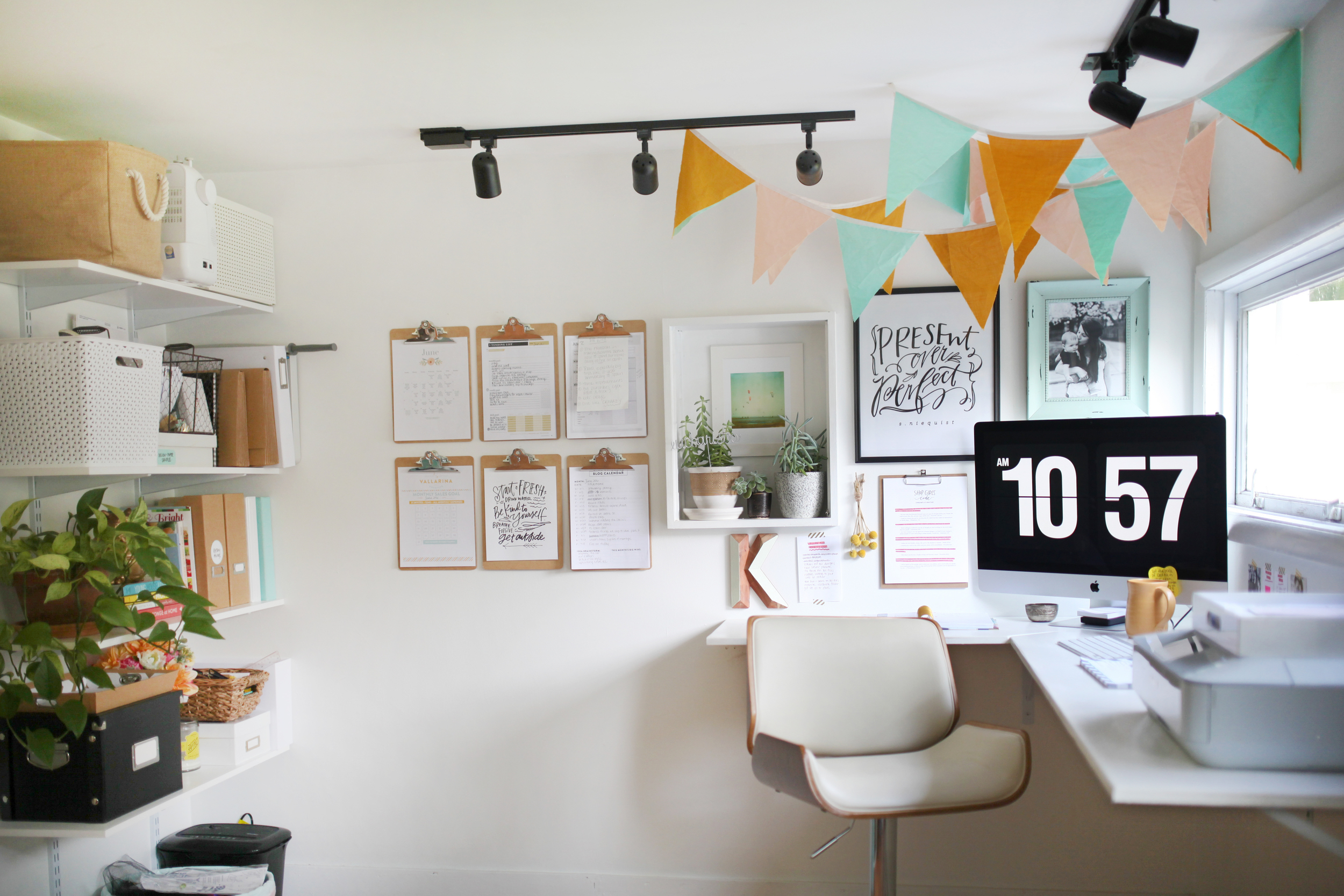  Home office design inspiration - The School of Styling Office Tours - Noblesville, Indiana - Small business owners - Vallarina Creative -  